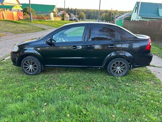 2011 Chevrolet Aveo I Рестайлинг, чёрный, 320000 рублей, вид 3
