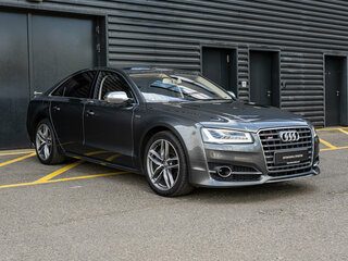 2015 Audi S8 III (D4) Рестайлинг, серый, 6750000 рублей, вид 3