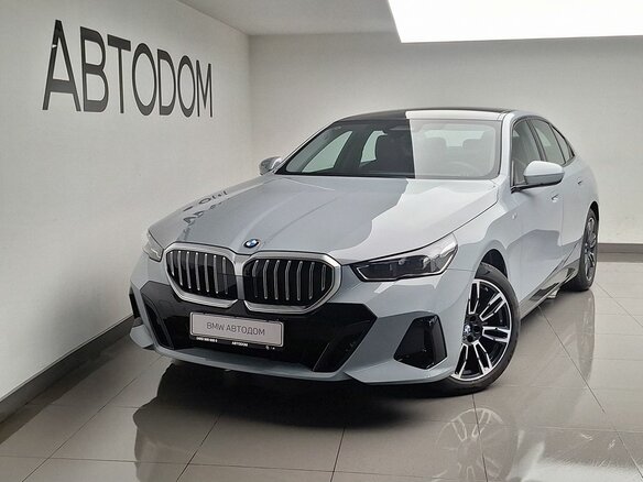 2024 BMW 5 серии 520i VIII (G60/G61/G68), серый