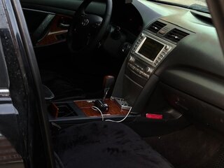 2010 Toyota Camry VI (XV40) Рестайлинг, чёрный, 600000 рублей, вид 3