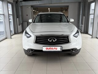 2011 Infiniti FX37 II (S51) Рестайлинг, белый, 2050000 рублей, вид 2