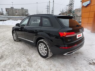 2020 Audi Q7 45 TDI II (4M) Рестайлинг, чёрный, 5499000 рублей, вид 4