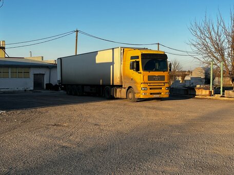 2004 Montracon Рефрижераторный полуприцеп, белый, 1850000 рублей, вид 2