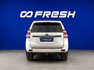 2014 Toyota Land Cruiser Prado 5-speed 150 Series Рестайлинг 1, белый, 3887077 рублей, вид 4