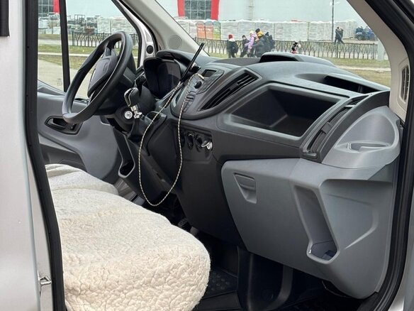 2017 Ford Transit, серебристый, 2803000 рублей - вид 11