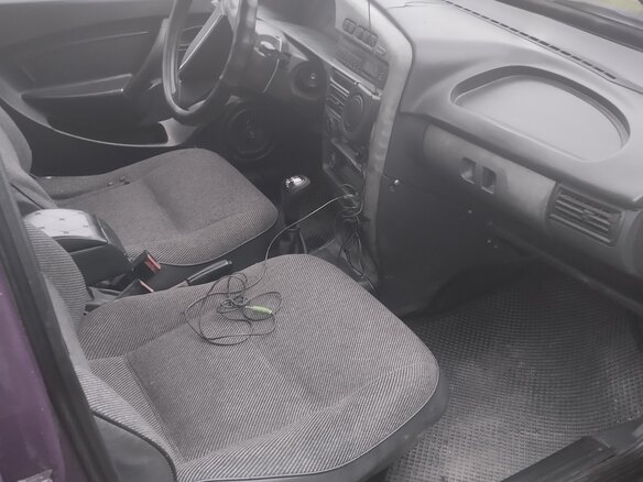 1997 Lada (ВАЗ) 21093i, фиолетовый, 130000 рублей - вид 4