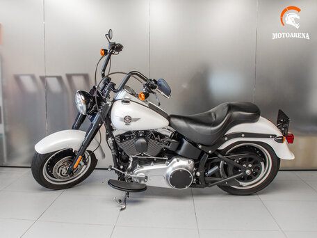 2011 Harley-Davidson Fat Boy, белый, 1016436 рублей, вид 4