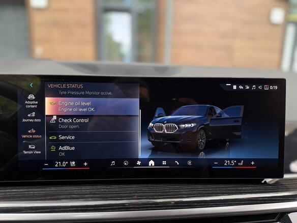 2025 BMW X6 30d III (G06) Рестайлинг, синий, 13550000 рублей - вид 8