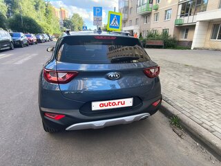 2020 Kia Stonic I, синий, 1680000 рублей, вид 3