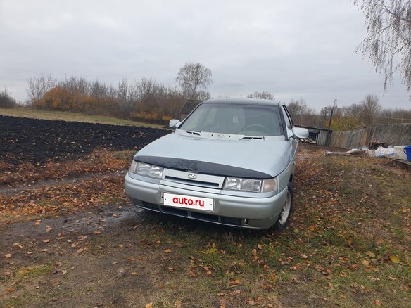 2002 Lada (ВАЗ) 2110, серебристый, 115000 рублей