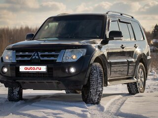 2014 Mitsubishi Pajero IV Рестайлинг 1, чёрный, 1850000 рублей, вид 1