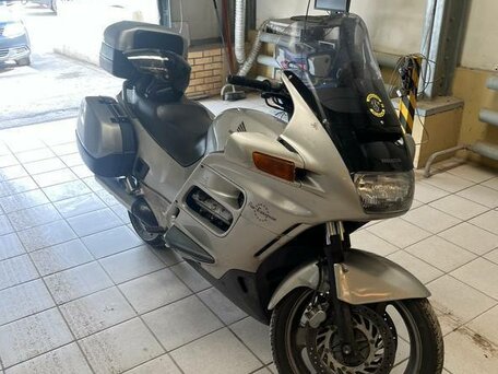 1990 Honda ST 1100, серебристый, 320000 рублей, вид 2