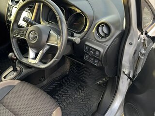 2016 Nissan Note II Рестайлинг, серебристый, 1200000 рублей, вид 5