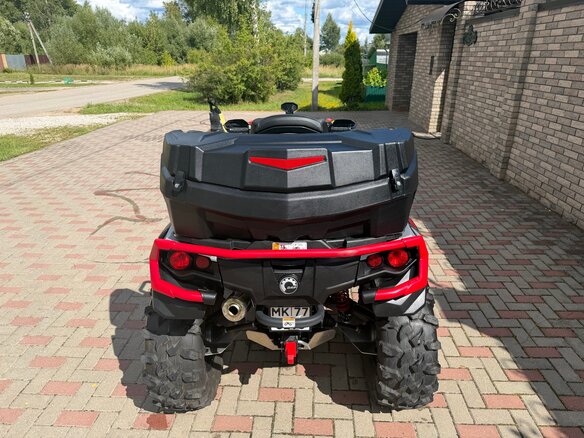 2024 BRP Can-Am Outlander X MR 1000R, серебристый - вид 3