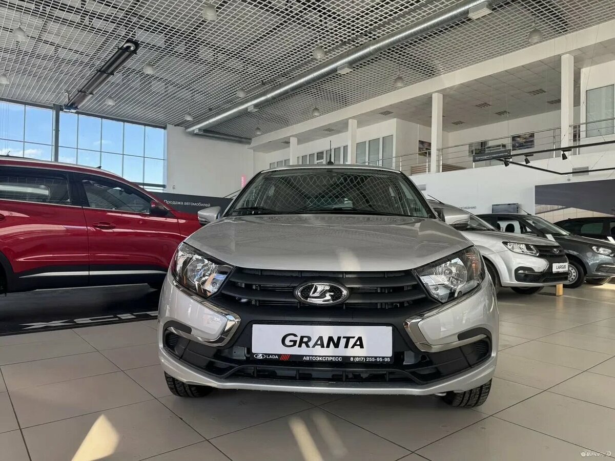 Открыть фотографии: Lada (ВАЗ) Granta I Рестайлинг