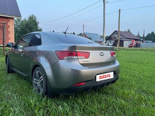 2012 Kia Cerato Koup II, серый, 650000 рублей, вид 4
