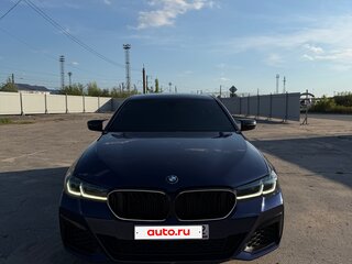2018 BMW 5 серии 520d VII (G30/G31/G38), синий, 2950000 рублей, вид 2