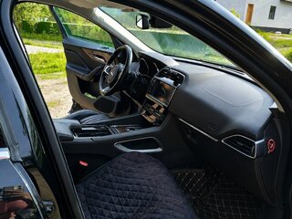 2018 Jaguar F-Pace I, чёрный, 2990000 рублей, вид 5