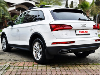 2017 Audi Q5 II (FY), белый, 3500000 рублей, вид 5