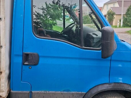 2007 Iveco Daily, синий, 700000 рублей, вид 4