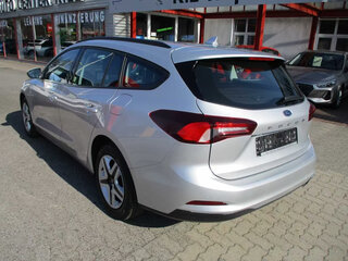 2022 Ford Focus Active IV Рестайлинг, серебристый, 2042979 рублей, вид 5