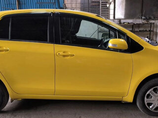 2008 Toyota Vitz II (XP90), жёлтый, 560000 рублей, вид 4