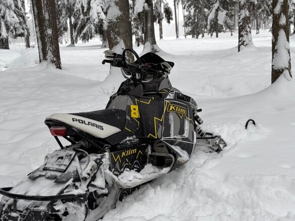 2011 Polaris 600 Rush, белый, 440000 рублей - вид 3