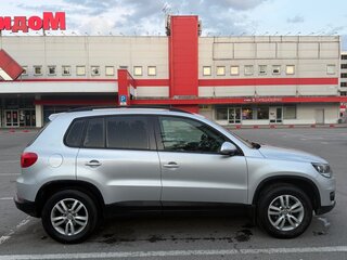 2012 Volkswagen Tiguan I Рестайлинг, серебристый, 790000 рублей, вид 2