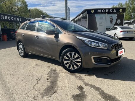 2018 Kia Ceed II Рестайлинг, коричневый, 1299999 рублей, вид 1