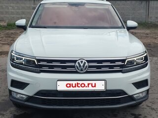2017 Volkswagen Tiguan II, белый, 2490000 рублей, вид 2