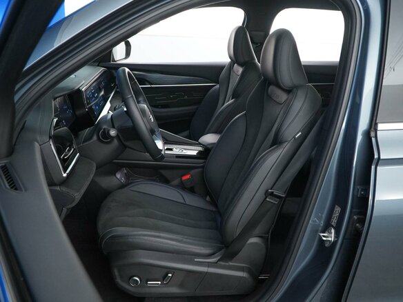 2025 Geely Monjaro I, серый, 3999077 рублей - вид 9