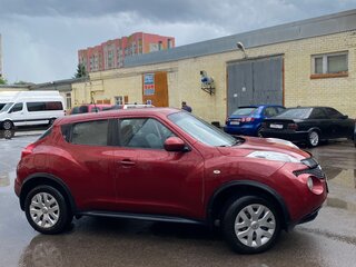 2011 Nissan Juke I, красный, 950000 рублей, вид 2