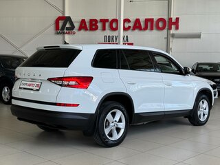 2019 Skoda Kodiaq I, белый, 2300000 рублей, вид 5
