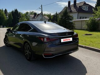 2021 Lexus ES 250 VII Рестайлинг, серый, 4550000 рублей, вид 4