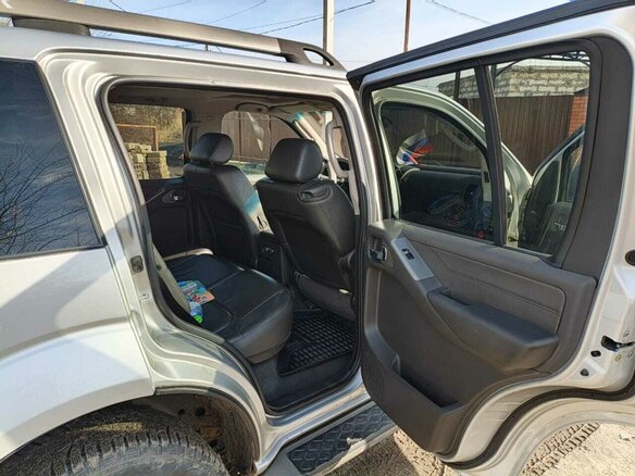 2007 Nissan Pathfinder III, белый, 1410000 рублей - вид 16