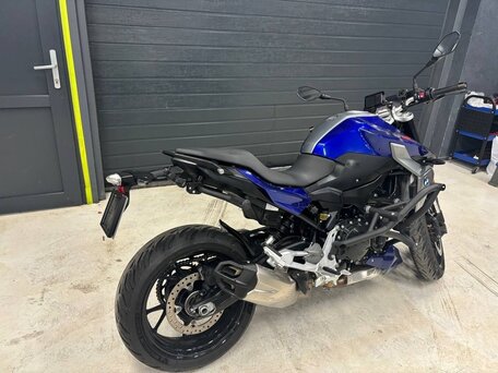 2020 BMW F 900 R, синий, 900000 рублей, вид 4