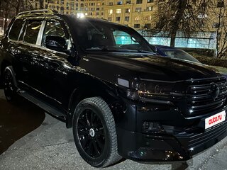 2018 Toyota Land Cruiser 200 Series Рестайлинг 2, чёрный, 6300000 рублей, вид 2
