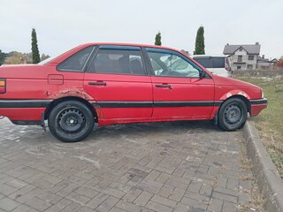 1988 Volkswagen Passat B3, красный, 80000 рублей, вид 4