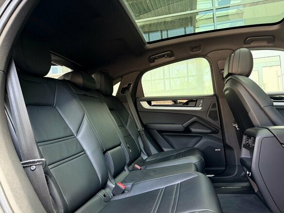 2024 Porsche Cayenne S Coupé III Рестайлинг, чёрный, 16490000 рублей - вид 19