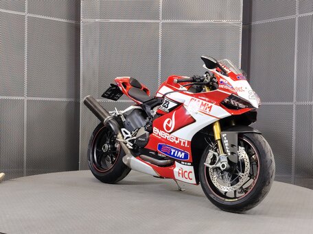 2013 Ducati 1199 Panigale, красный, 1069000 рублей, вид 2