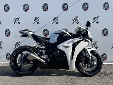 2008 Honda CBR 1000 RR/RA Fireblade, белый, 770000 рублей, вид 1