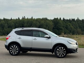 2010 Nissan Qashqai I Рестайлинг, серебристый, 870000 рублей, вид 4