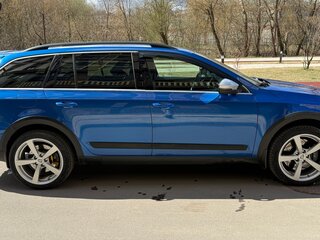 2017 Skoda Octavia Scout III (A7), синий, 2450000 рублей, вид 4