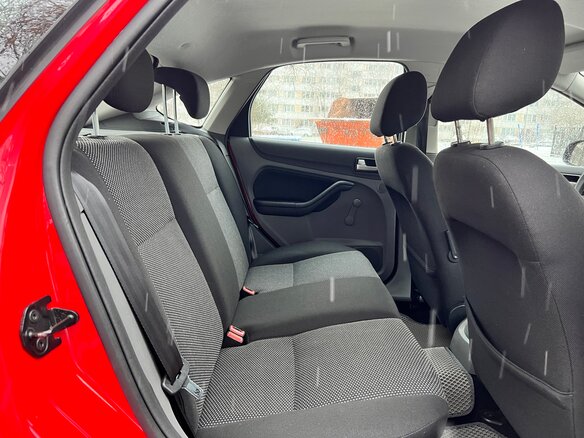 2011 Ford Focus II Рестайлинг, красный, 857000 рублей - вид 17