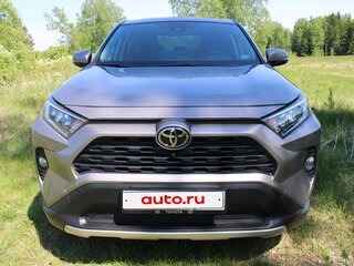 2020 Toyota RAV4 V (XA50), серый, 3200000 рублей, вид 1