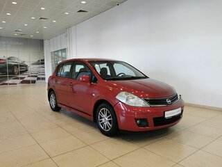 2011 Nissan Tiida I Рестайлинг, красный, 585150 рублей, вид 3