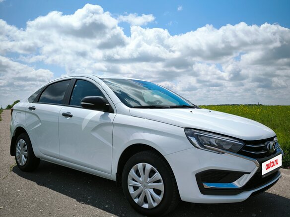 2024 Lada (ВАЗ) Vesta I Рестайлинг (NG), белый, 1100000 рублей - вид 2