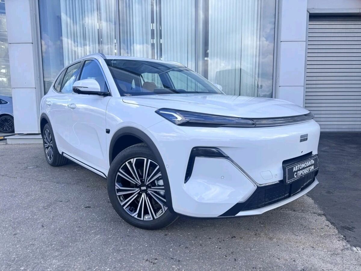 Открыть фотографии: Geely Galaxy Starship 7