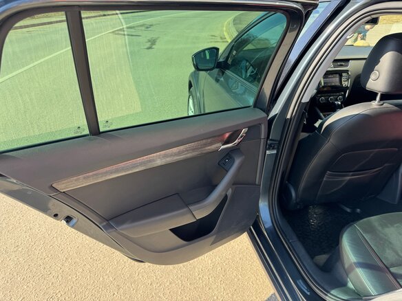2014 Skoda Octavia Scout III (A7), серый, 1799000 рублей - вид 24