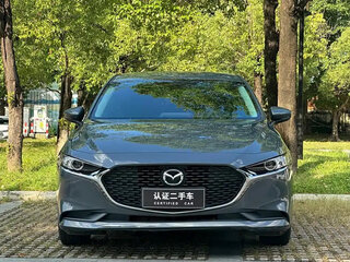 2021 Mazda 3 Axela IV (BP), серый, 1327000 рублей, вид 2